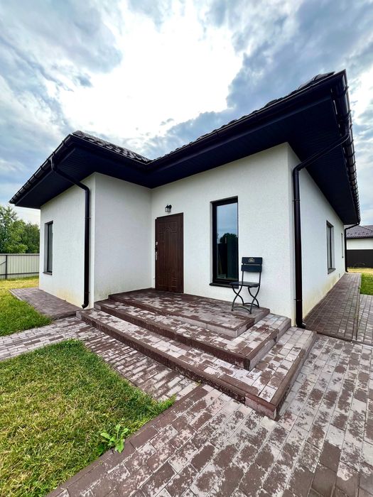 Одноповерховий будинок з ремонтом