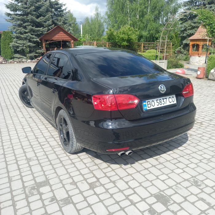 Продам VW jetta.