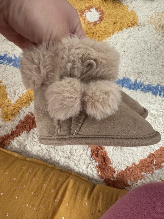 Botas de pêlo para bebé da Sfera Tamanho 16/17