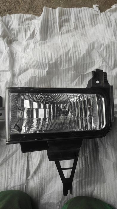 Оригінальна фара Toyota Land cruiser 100