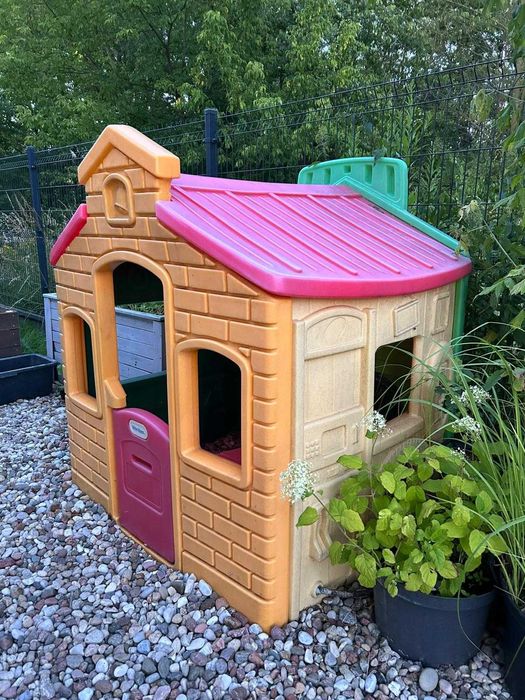 Domek dziecięcy ogrodowy little tikes