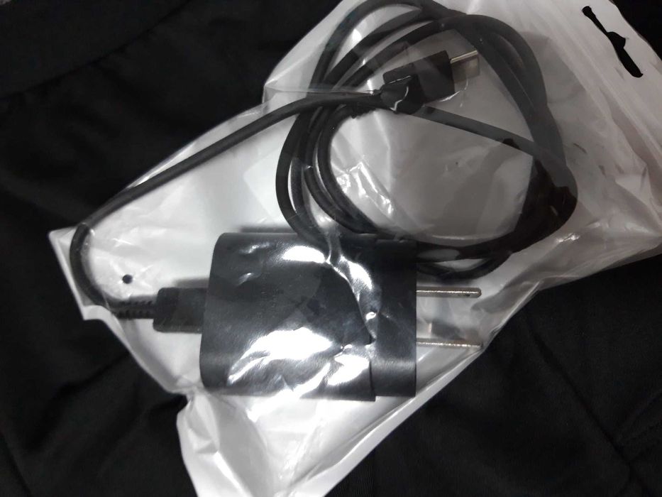 Carregador novo plug EUA  e tipe C