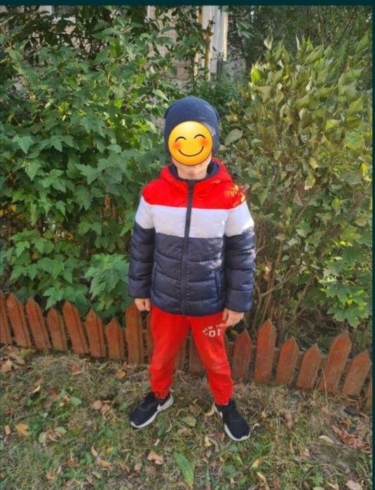 Куртка курточка демі 122 на 5-7 років