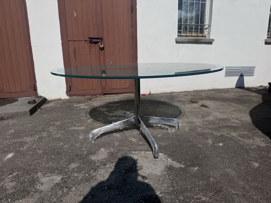 Vitra okrągły szklany stół fi 152cm