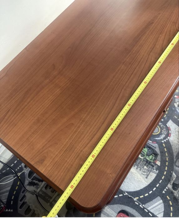 Szafka RTV BRW – klasyczny styl, rzeźbione fronty, orzech