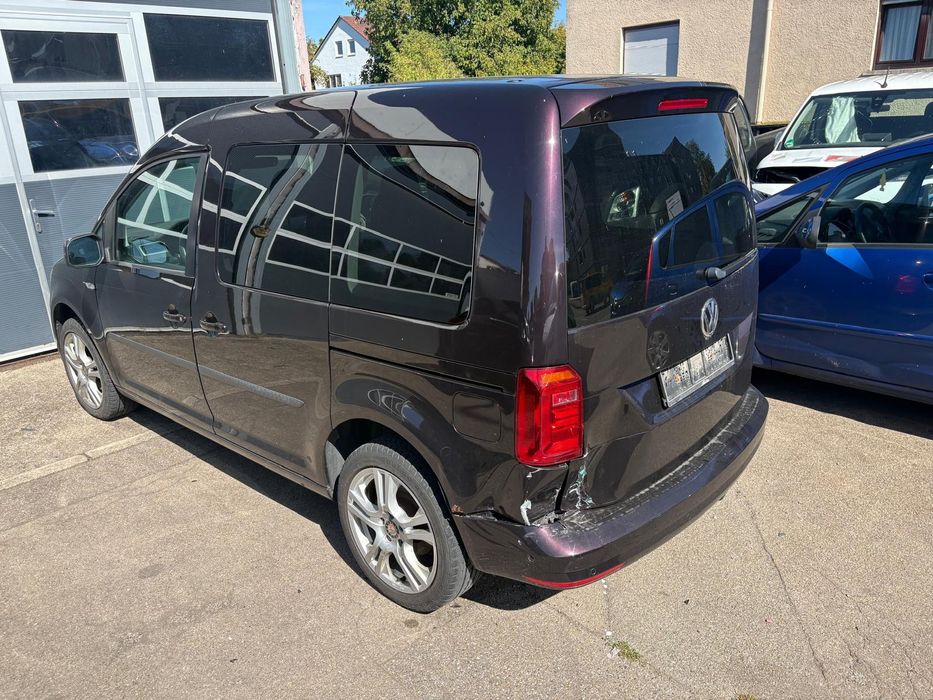 Vw Caddy live benzyna