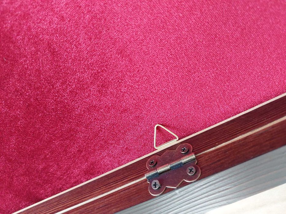 Gablota na odznaczenia, medale itp. 55cmx45cm.