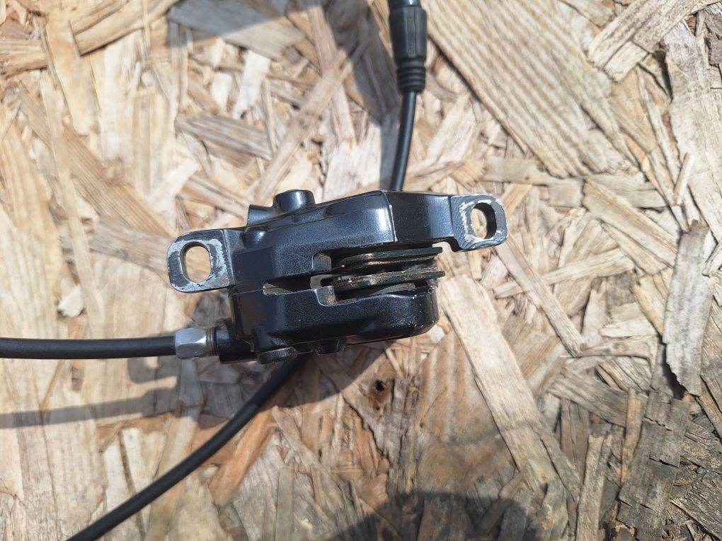 Sprawny Hamulec shimano deore m6100 przód lewy