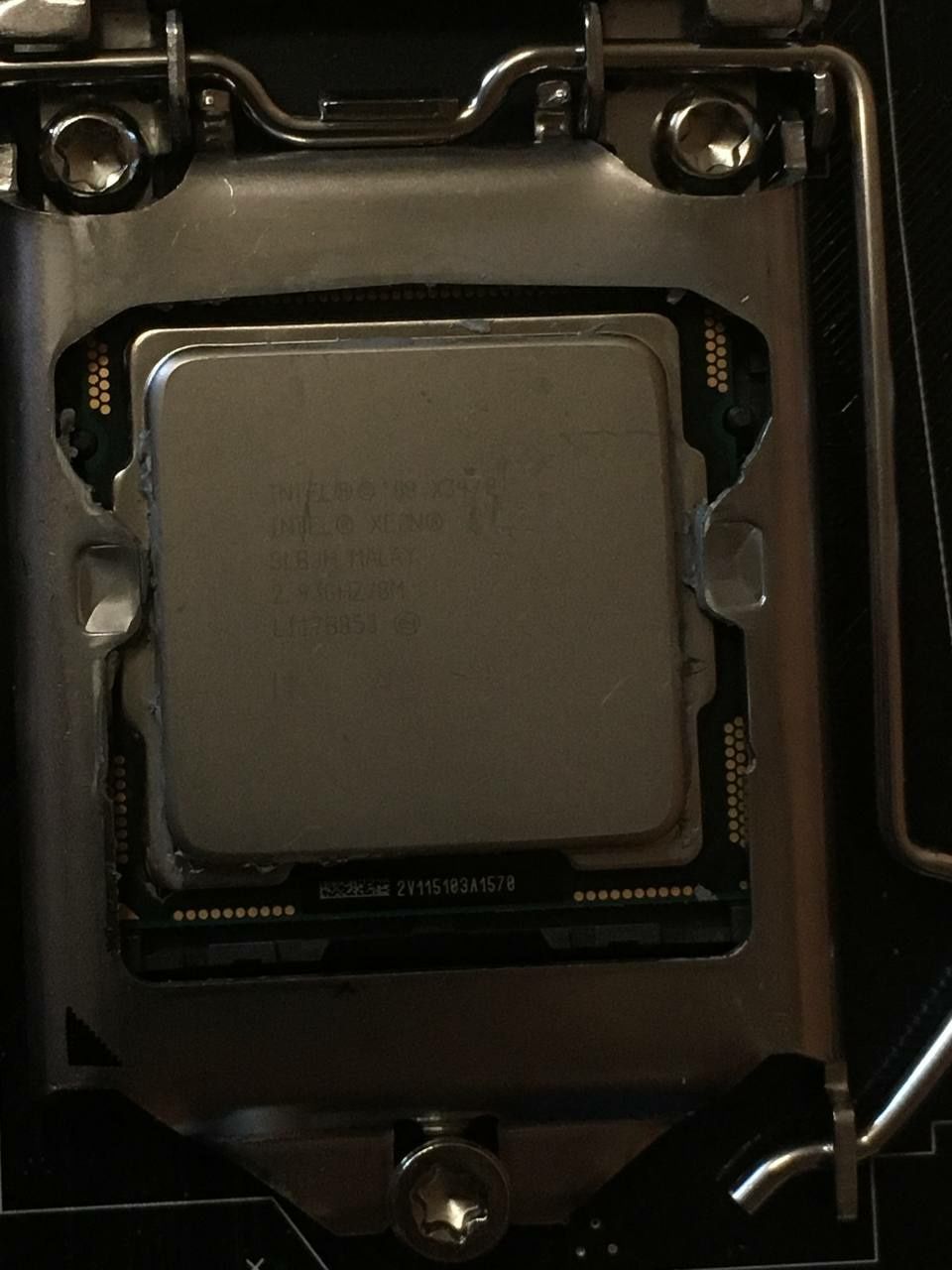 продам Intel Xeon X3470
