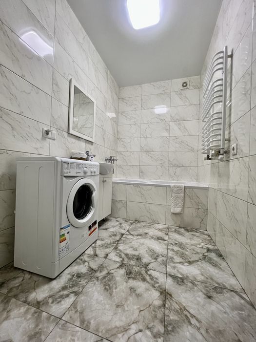 Район торгового центру Майдан .