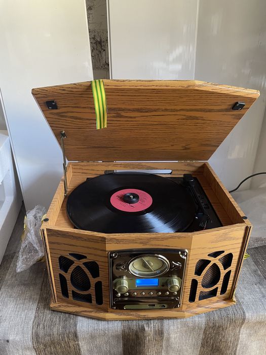 Стереосистема Auna NR-620 DAB (Германия)