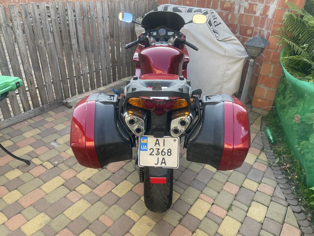 Vfr 800 2005 терміново