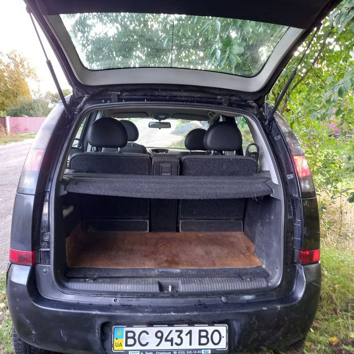 Opel Meriva легковий універсал-В