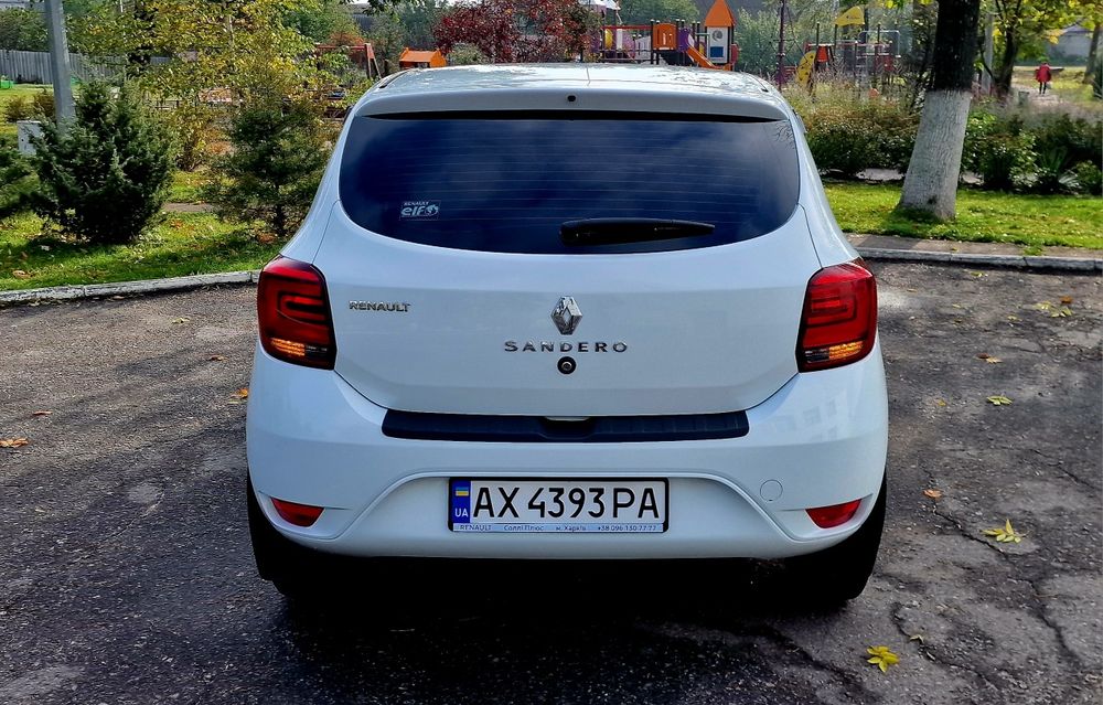Офіційний авто Renault Sandero АКПП.