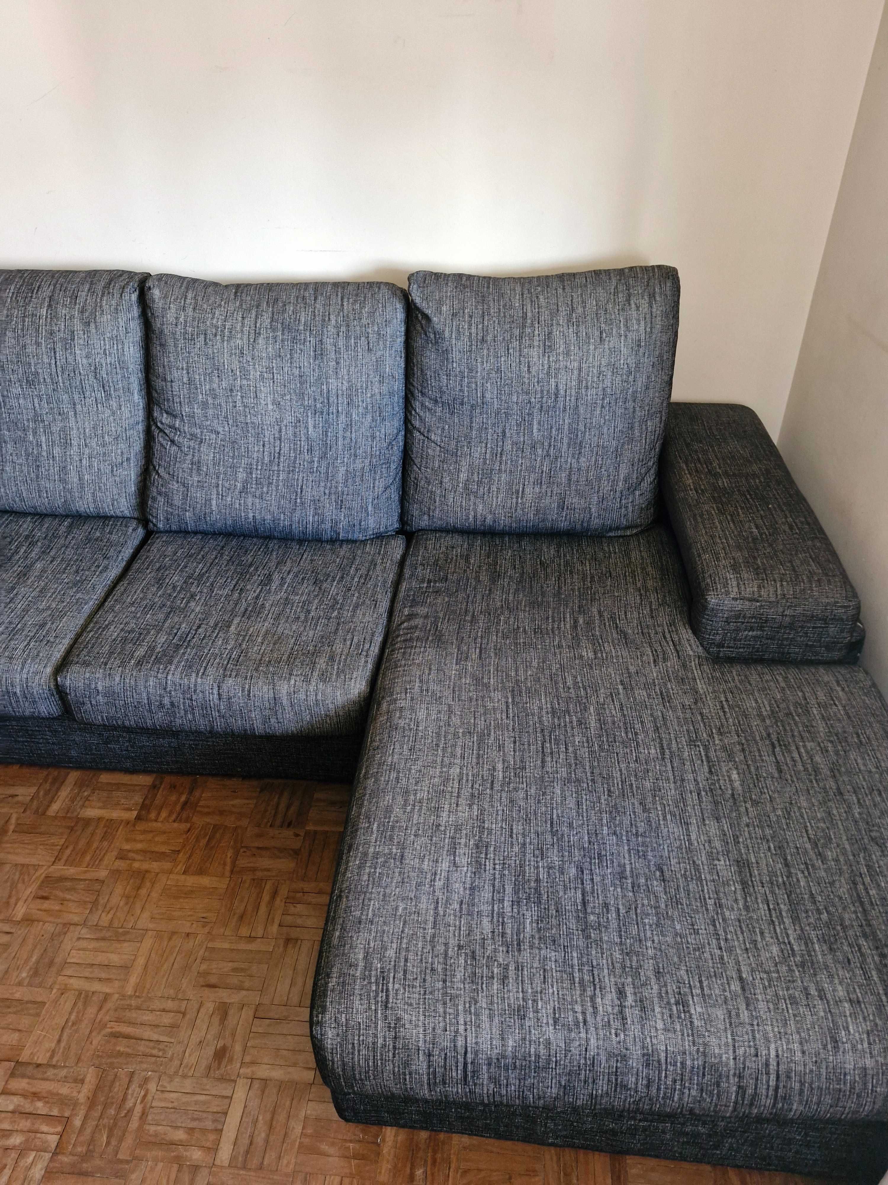 Sofá 3 lugares com chaise longue usado