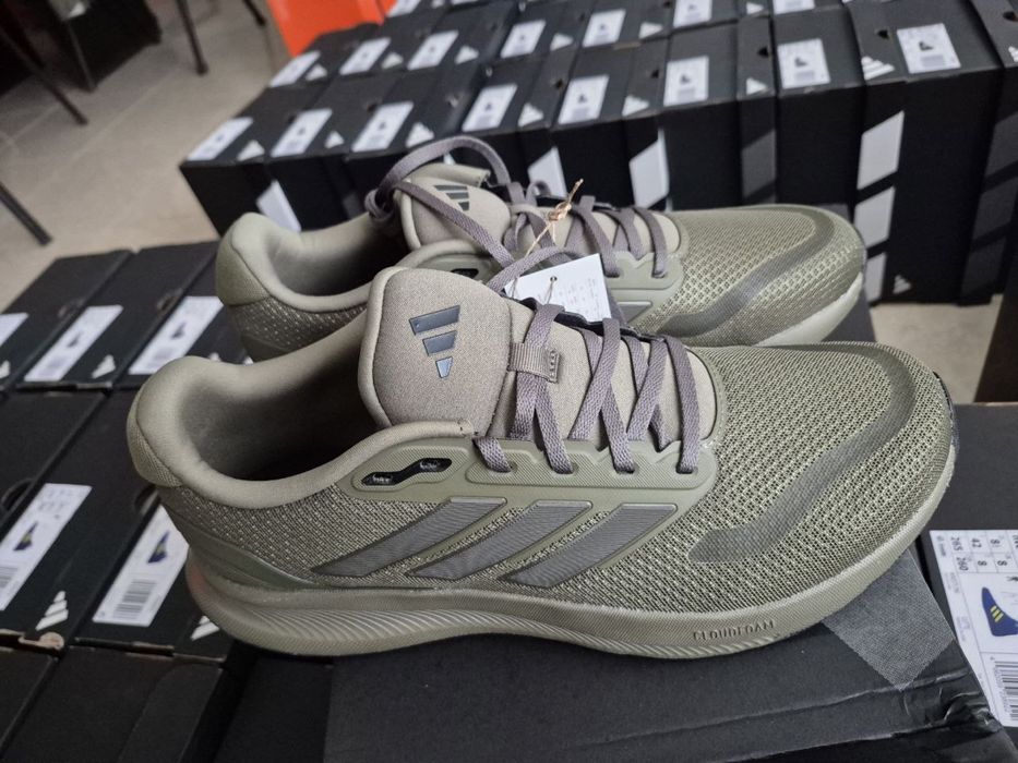 ДЕШЕВО! Продам кросівки літні Adidas Runfalcon 5 р.42.5 (27см) олива