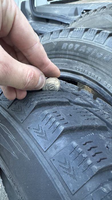 Продам майже нову гуму 195/65/15 ідеальна