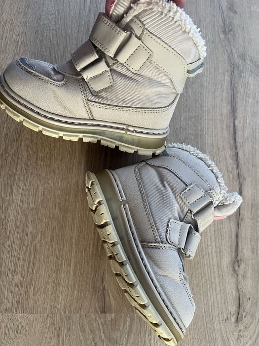 Зимове взуття черевики ботінки чобітки дитячі 15.5 см