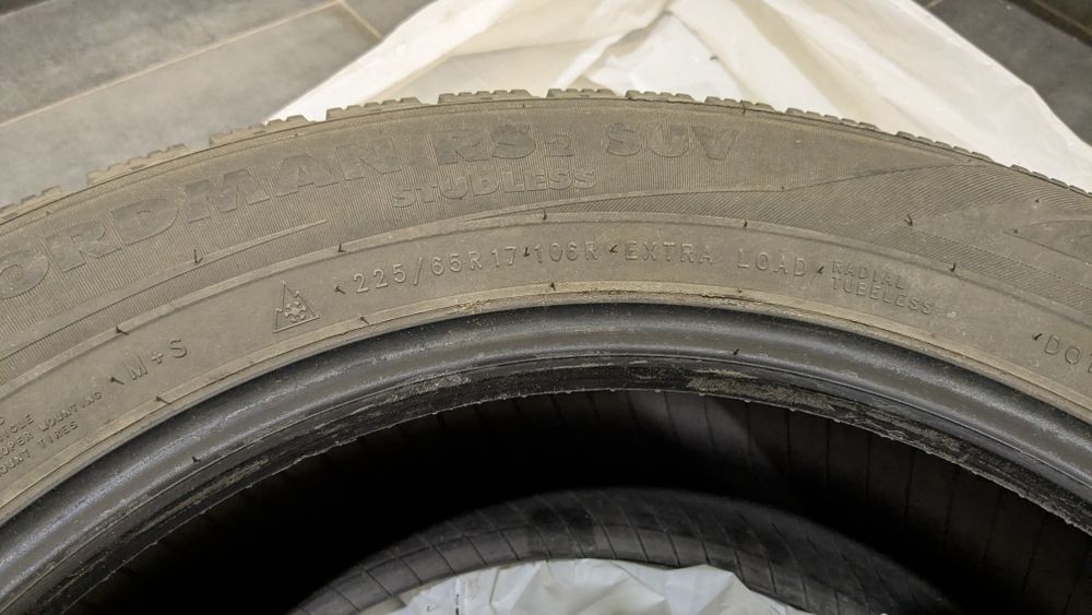 Зимові шини Nokian Nordman RS2 SUV 225/65 R17 106R XL