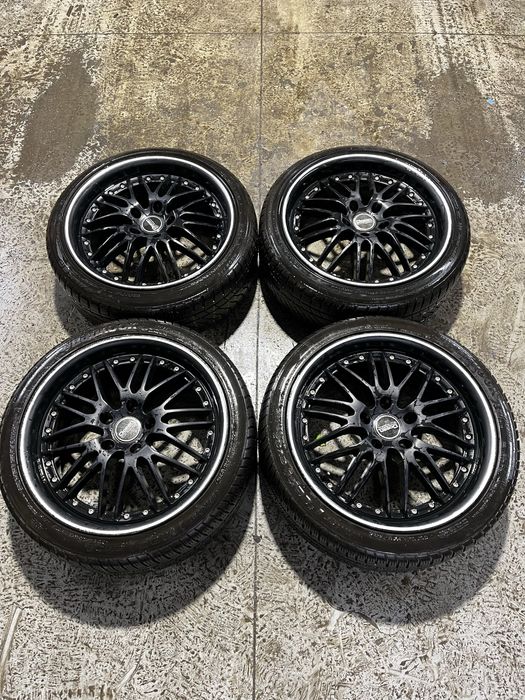 Sprzedam komplet koł 5x114,3 225/40R18 zimowe