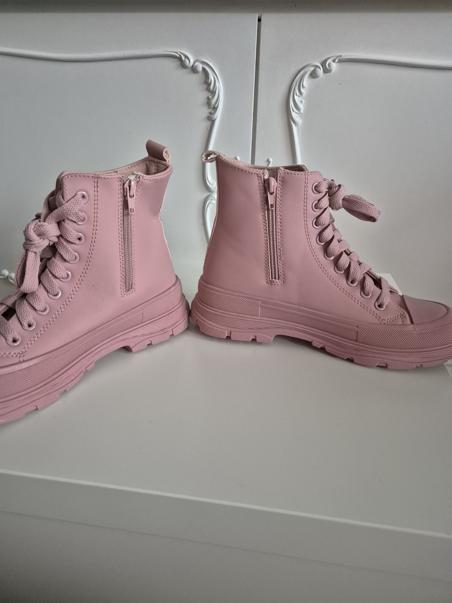 Buty damskie Reserved różowe gumowe r 37