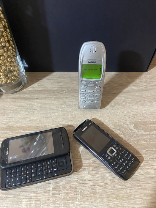 Мобильный телефон Nokia 6210