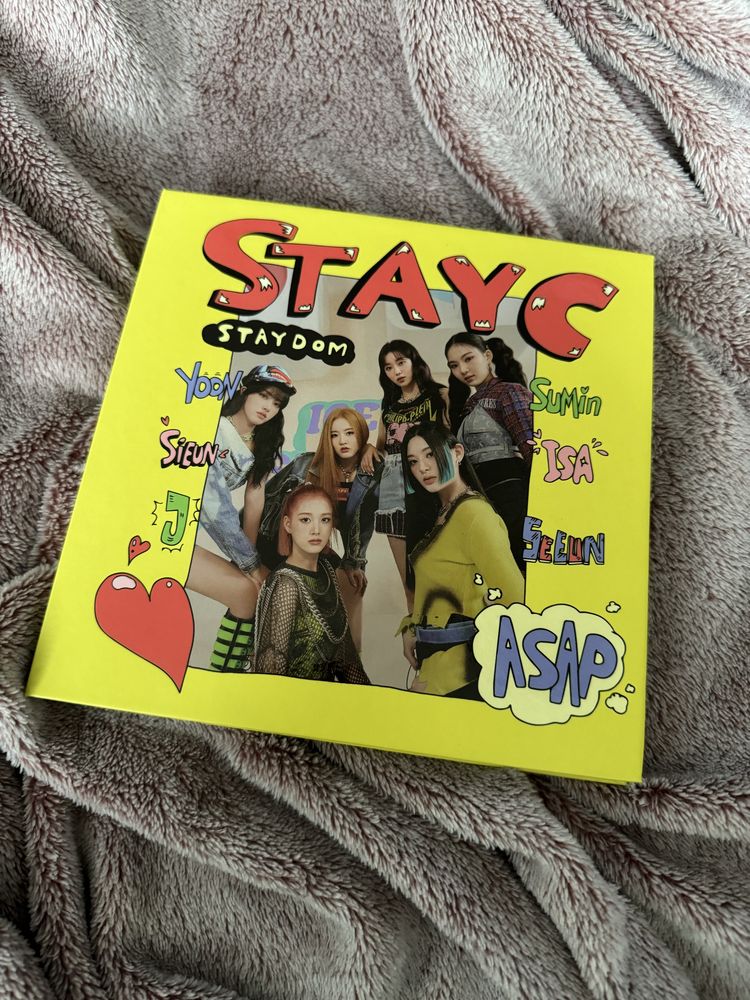 Album StayC Staydom asap kpop
