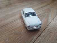 Syrena 105; Welly 1:43