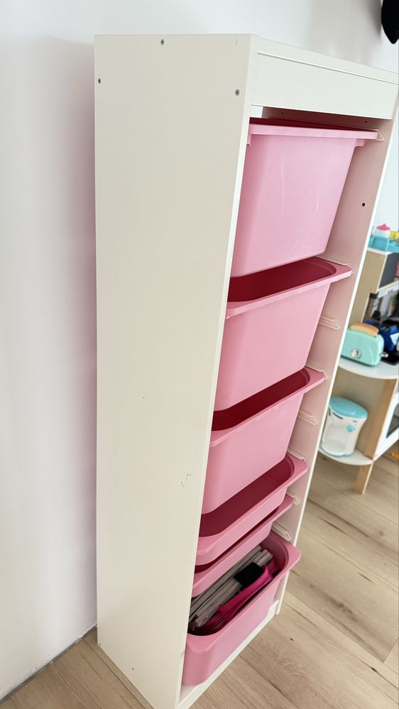 Ikea trofast biała, rozowe pojemniki