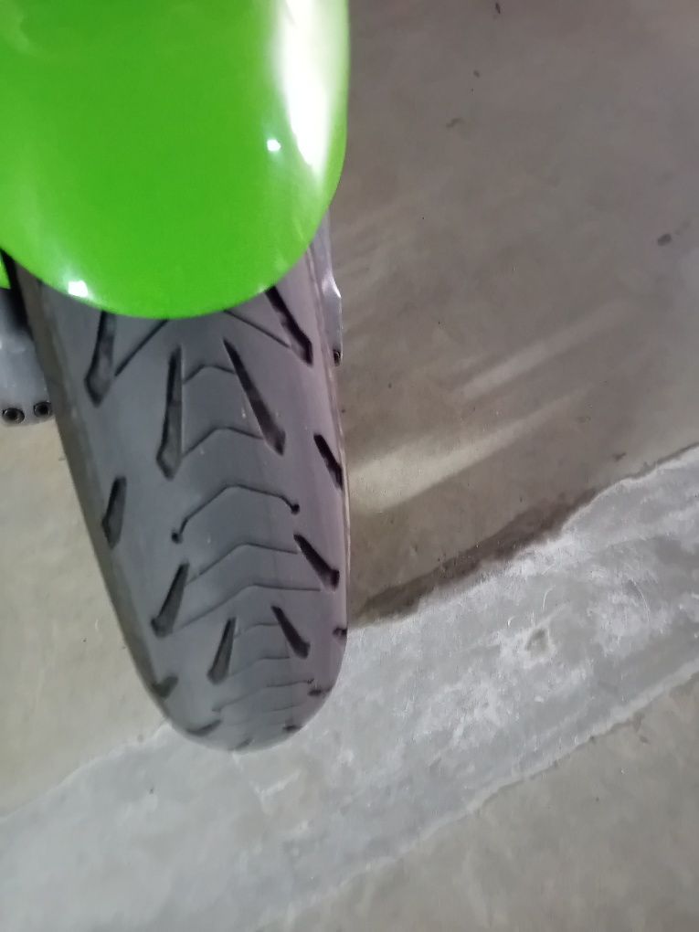 Kawasaki ninja 2r 9r