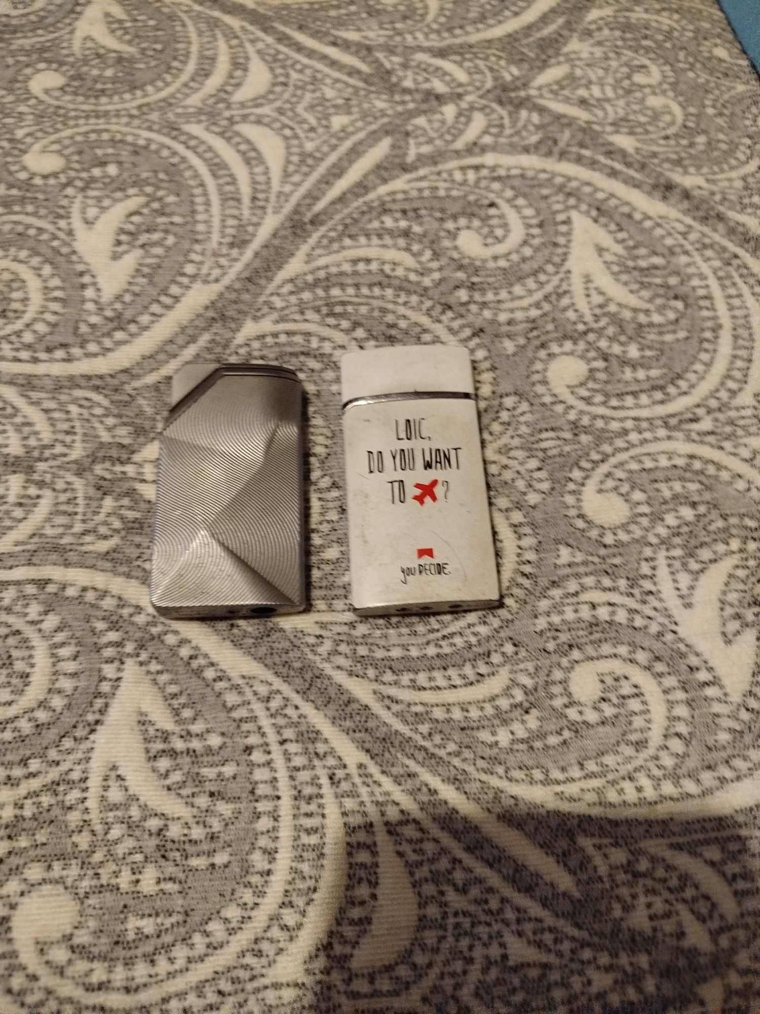 Isqueiro marlboro