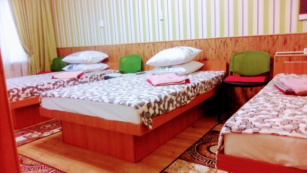 Посуточно 1 ком. кв. 4эт/9эт, 3-я Слободская, 49, 3 кровати, докум