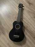 Ukulele harley benton z pokrowcem