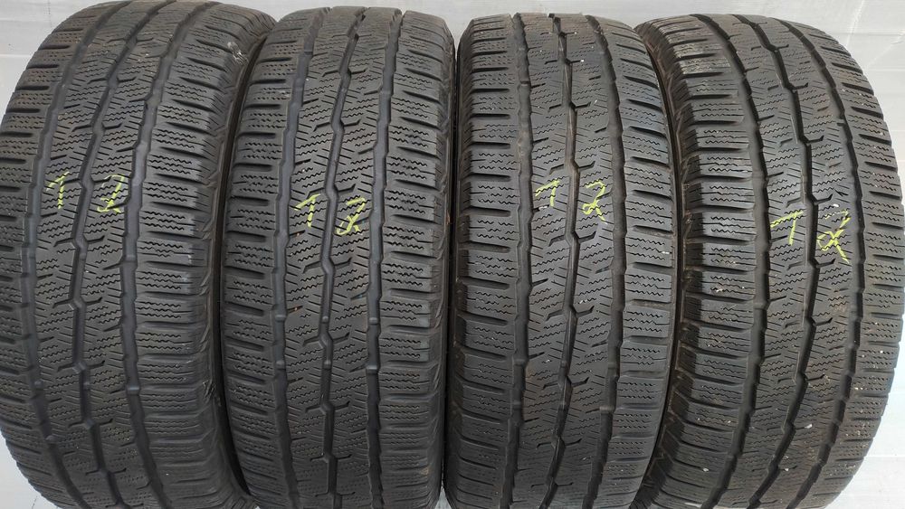 Opony Zimowe 215/60/17C Toyo 4szt 8mm Jak Nowe