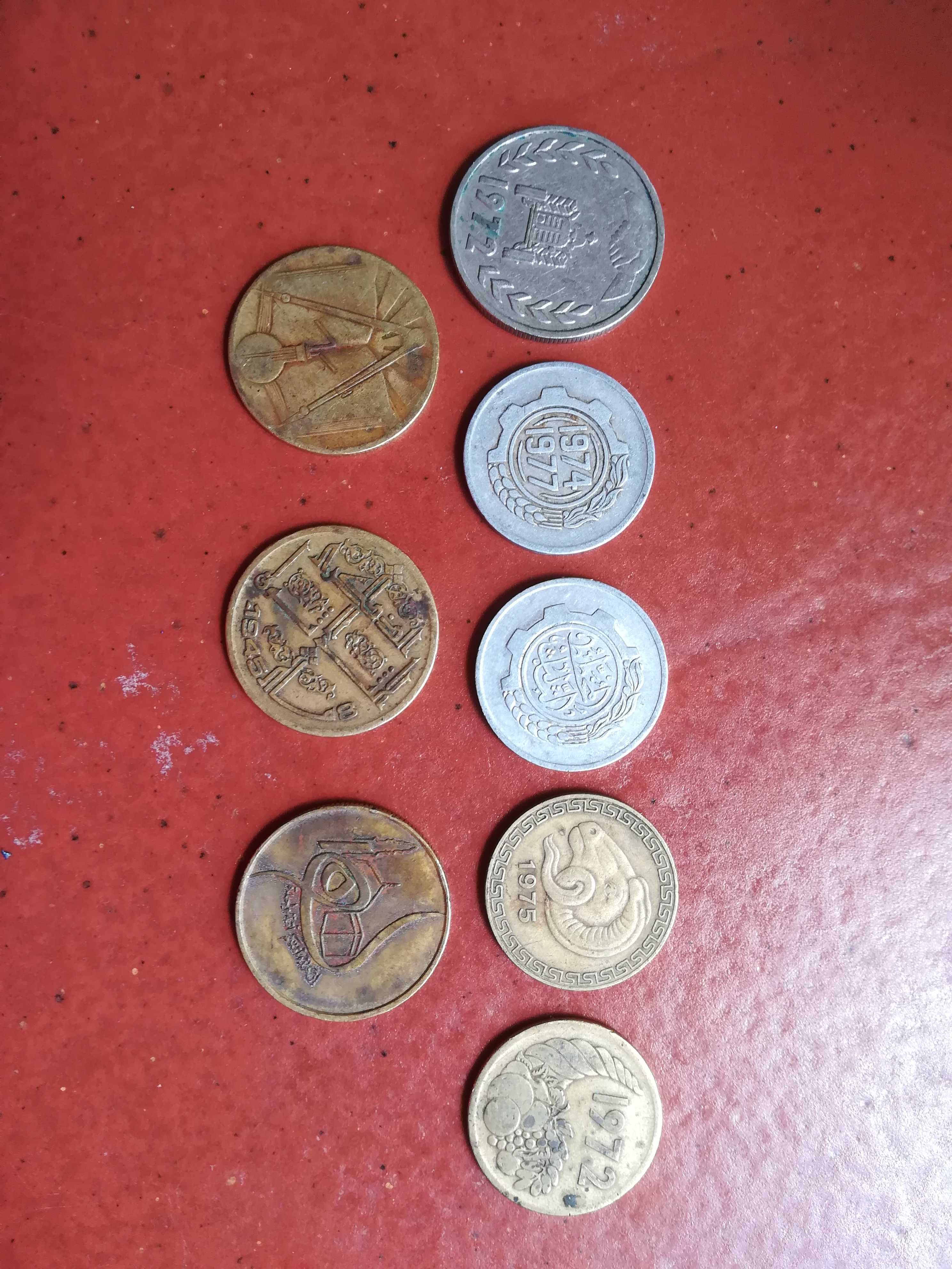 moedas de reais e escudos dos anos 1757 a 2000