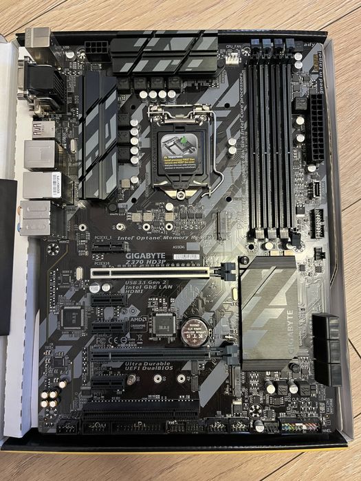 Материнська плата GIGABYT Z370 HD3P(не працююча)