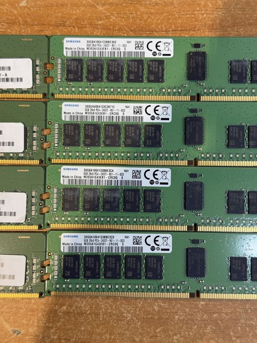 Серверная память 8gb 2Rx8 DDR4 PC4 - 2400T/ 2133P ECC REG