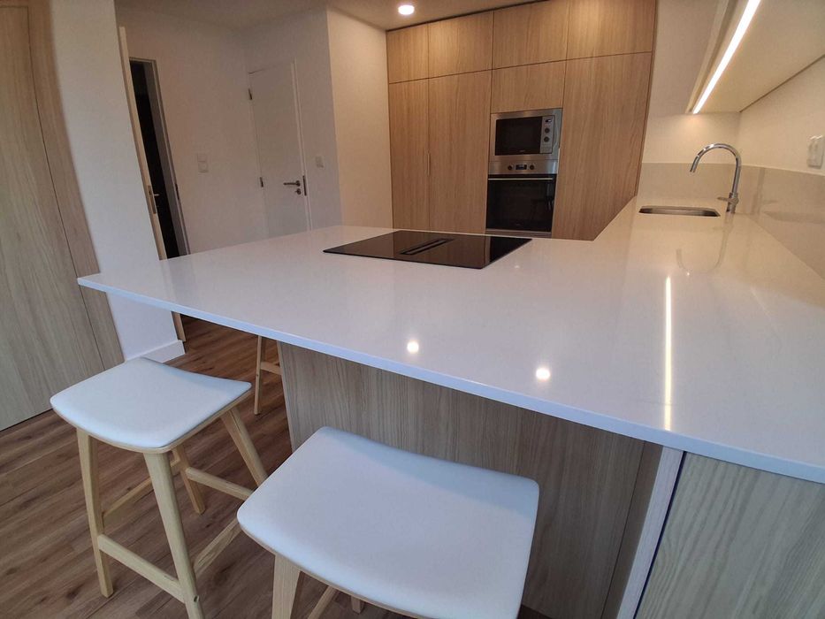 Apartamento t3 Lumiar 2 terracos 2 wc,garagem, totalmente remodelado