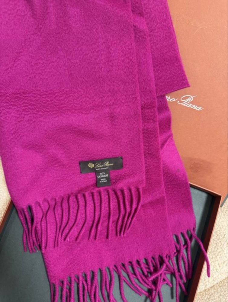 Продам шарф loro piana