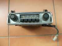 Auto-rádio Sharp AR-946 antigo