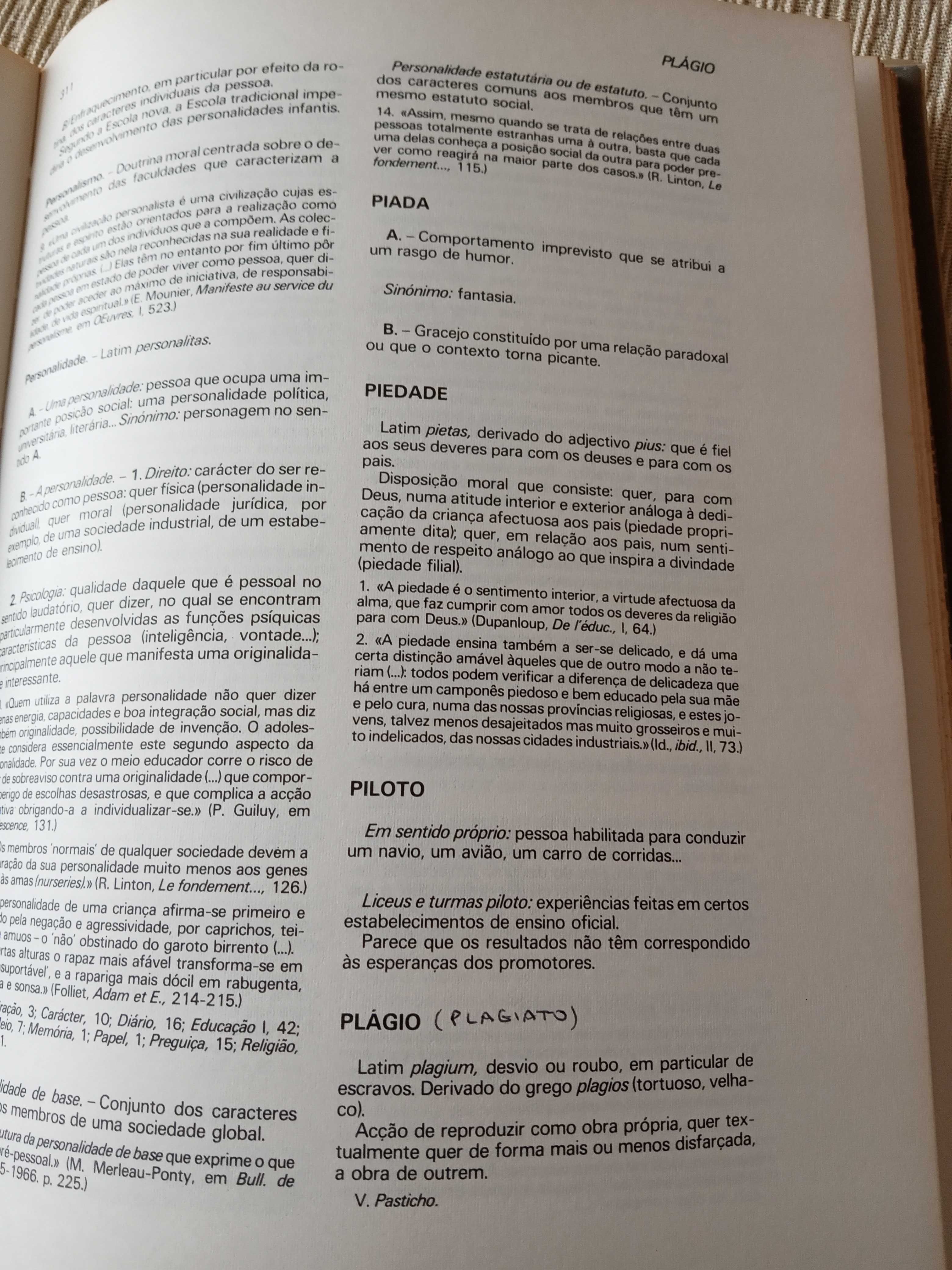 Dicionário da Língua Pedagógica - Livros Horizonte 1971