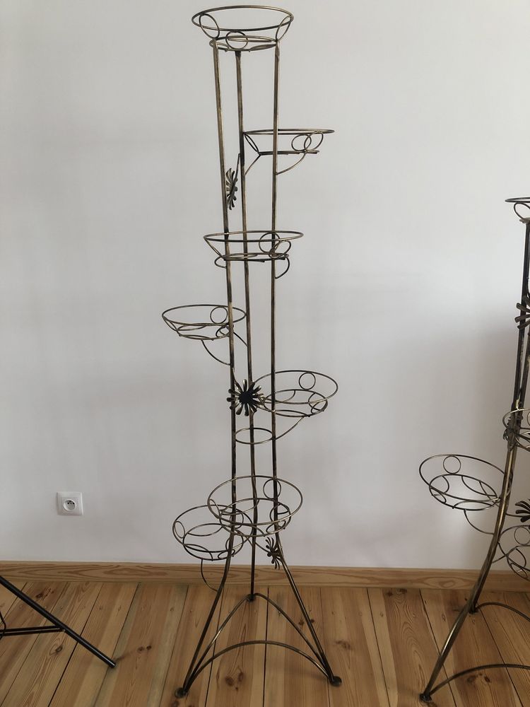 Kwietnik metaloplastyka 2 sztuki , cena podana za 1 sztuke