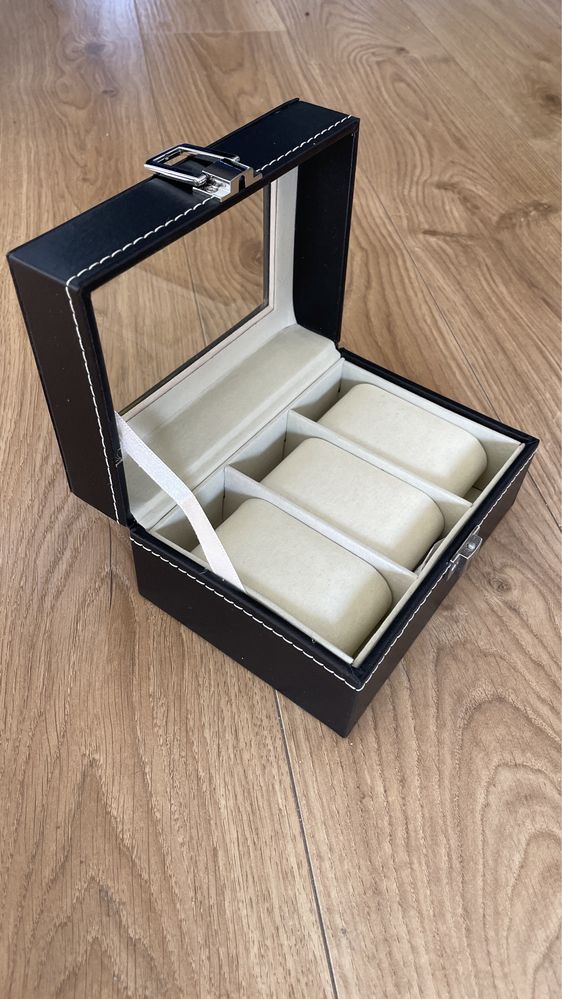Etui, pidełko organizer na zegarki