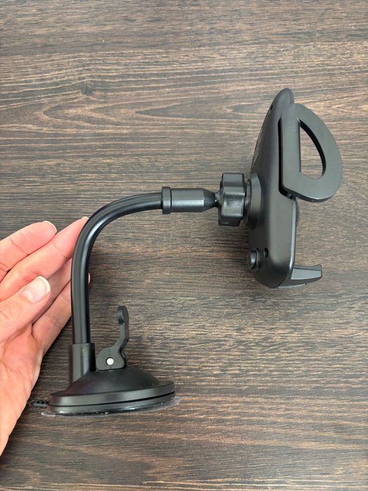 Uchwyt na smartfona SBS TE0UCH20W do 6,5” na szybę - czarny