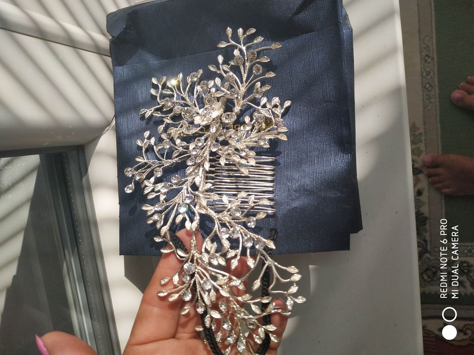 Деодема на гребне