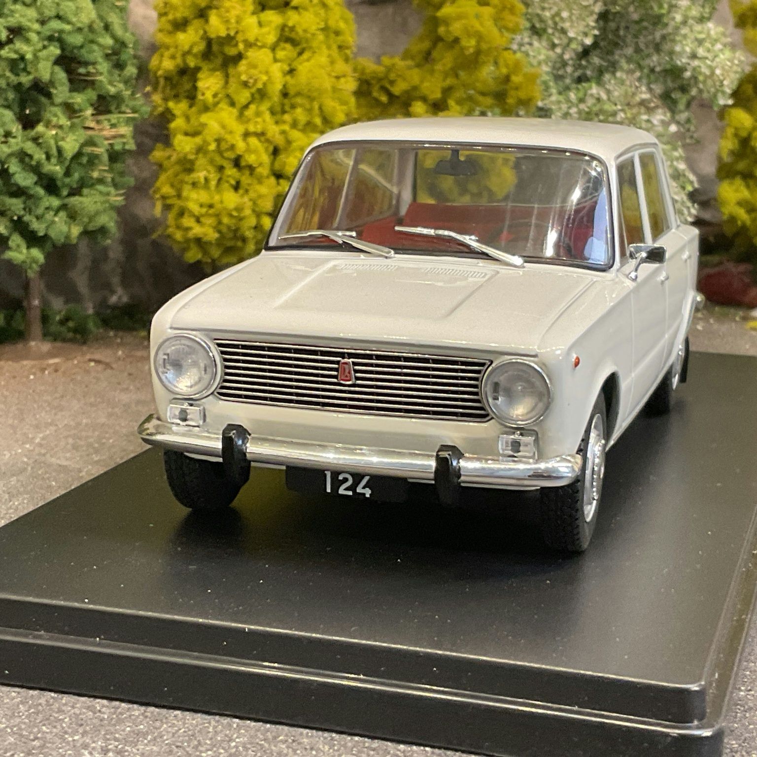 FIAT- 124 (прототип ВАЗ-2101 Жигули) 1:24