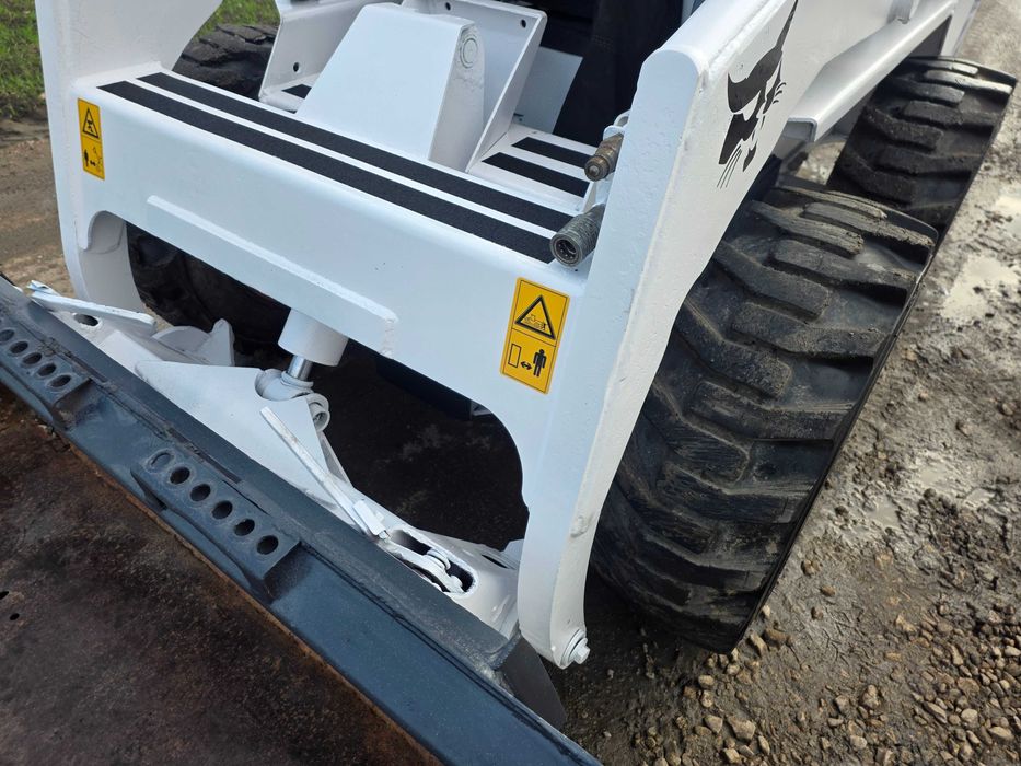 Miniładowarka Bobcat 743 Ładowarka Kubota Diesel