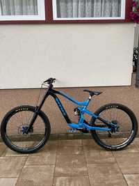 Vitus Dominer 2018 27.5 (DH FR Downhill)