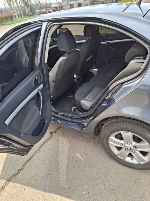 Автомобіль ………..