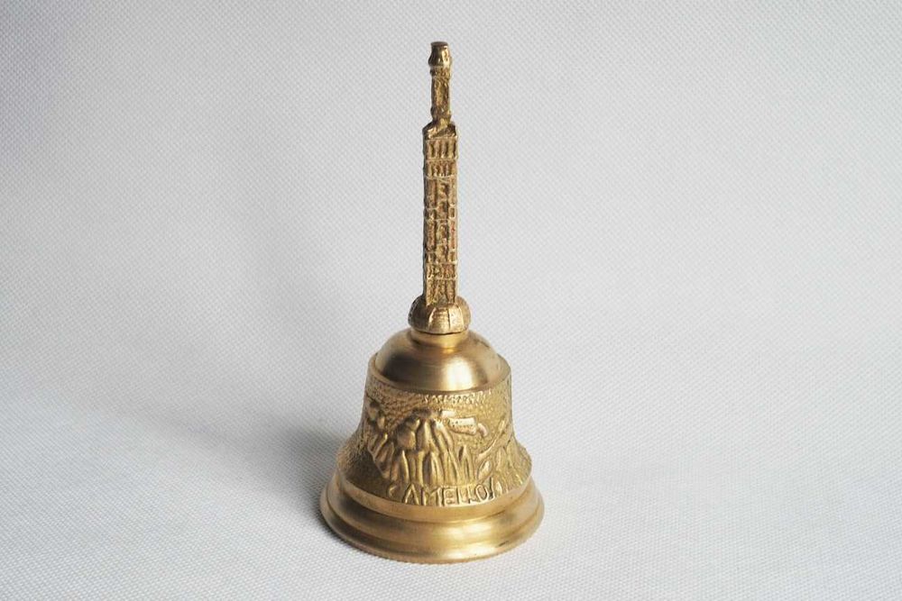 Dzwonek mosiężny ręczny unikatowy zdobiony